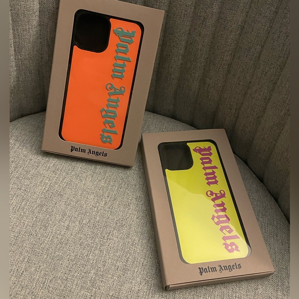 Palm Angels IPhone 12 / 12 Pro Phone Case Bundle